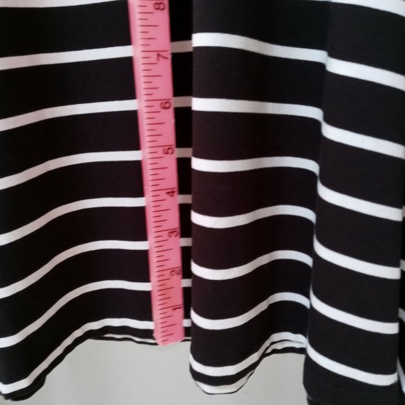 Dress - Picture 4 of 10